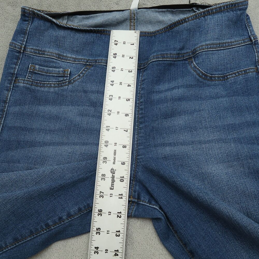 Sofia By: Sofia Vergara Jeans Women's Size 12 High-Rise Melisa Flare 34" Inseam - Picture 7 of 16